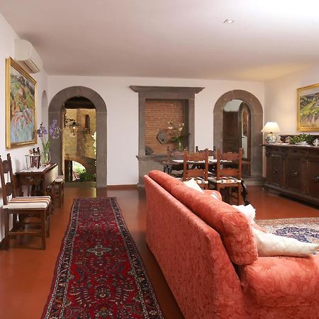 Apartment In B&B Del Giglio San Donato in Poggio Экстерьер фото
